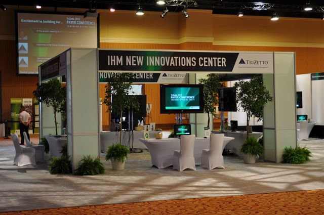 Four ways to refresh your trade show booth design